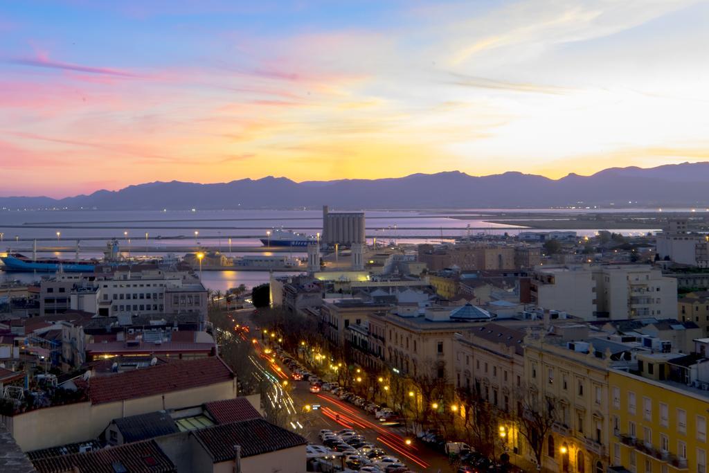 Visit Cagliari Apartment Стая снимка