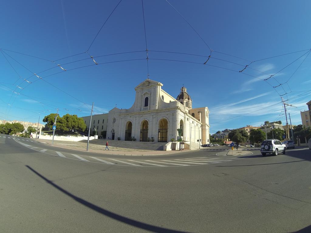 Visit Cagliari Apartment Стая снимка